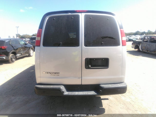 Chevrolet Express 3500 Ls 2015 1GAZGZFFXF1262834 Image 16