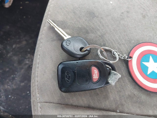 2013 HYUNDAI ELANTRA GLS VIN: 5NPDH4AE3DH296779