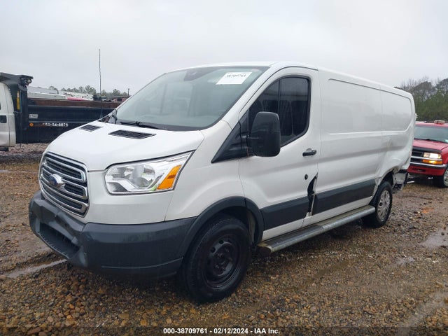 Ford Transit-250 2018 1FTYR1YM7JKA88623 Image 2