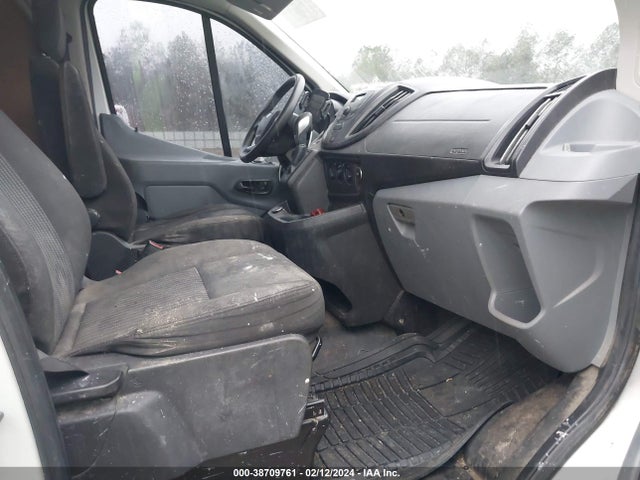 Ford Transit-250 2018 1FTYR1YM7JKA88623 Image 5