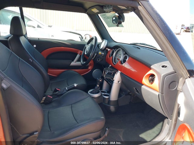 2005 MINI COOPER S WMWRH33535TK55463 Photo 4