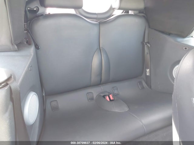 2005 MINI COOPER S WMWRH33535TK55463 Photo 7