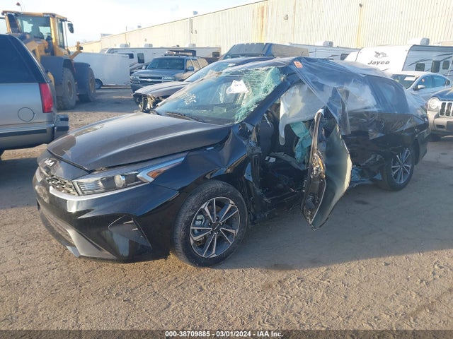 KIA Forte Lxs 2023 3KPF24AD5PE692917 Image 2
