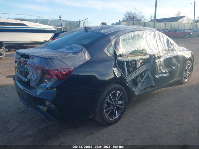 KIA Forte Lxs 2023 3KPF24AD5PE692917 Image 4