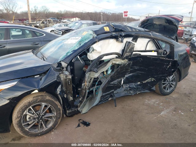 KIA Forte Lxs 2023 3KPF24AD5PE692917 Image 6