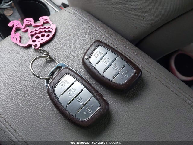 Hyundai SONATA SEL 2019 5NPE34AF4KH807652 Image 11
