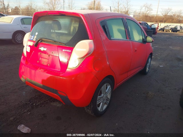 Chevrolet Spark 1lt Cvt 2015 KL8CD6S97FC739205 Image 4