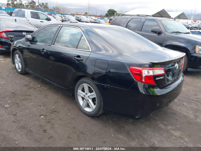 2013 TOYOTA CAMRY SE VIN: 4T1BF1FK9DU225646