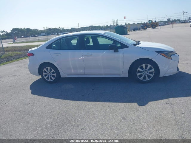 Toyota COROLLA LE 2021 5YFEPMAE0MP187027 Image 13