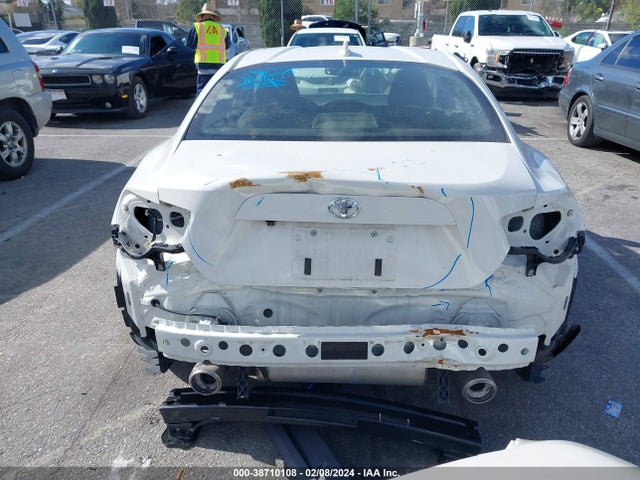 Toyota 86 2017 JF1ZNAA13H8706372 Image 17