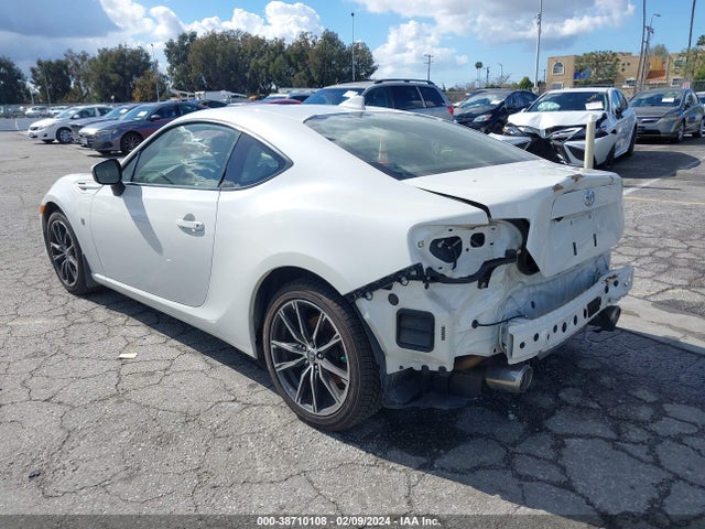 Toyota 86 2017 JF1ZNAA13H8706372 Image 3