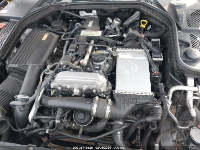 55SWF4JBXFU055483 Mercedes-Benz C 300 Luxury/sport