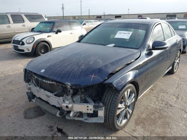 55SWF4JBXFU055483 Mercedes-Benz C 300 Luxury/sport