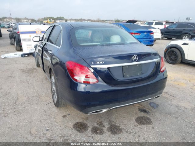 55SWF4JBXFU055483 Mercedes-Benz C 300 Luxury/sport