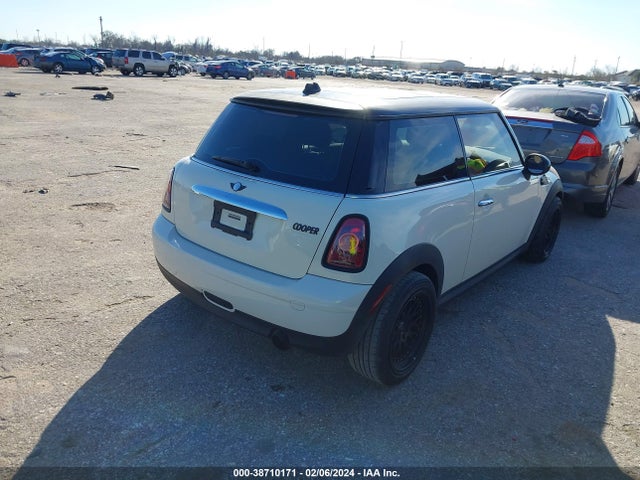 2007 MINI COOPER WMWMF33527TT56450 Photo 3