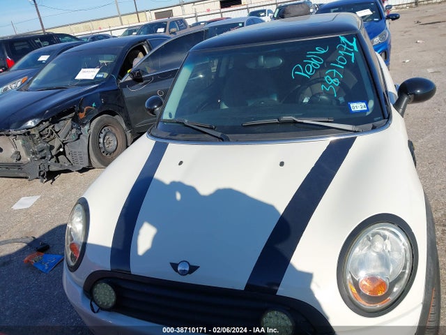 2007 MINI COOPER WMWMF33527TT56450 Photo 5