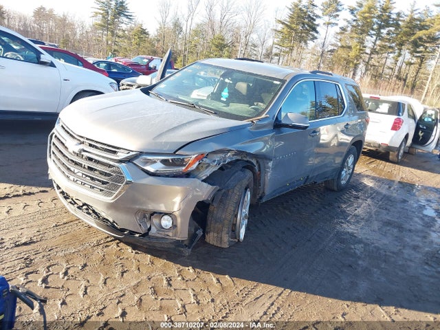 Chevrolet Traverse 1lt 2018 1GNEVGKW3JJ124199 Image 2