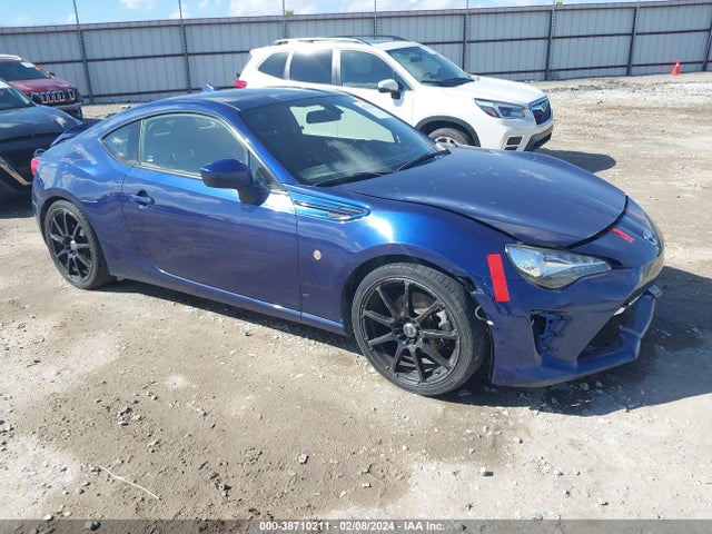 Toyota 86 2018 JF1ZNAA14J8700716 Image 1