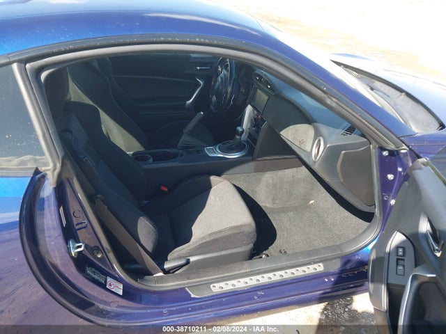 Toyota 86 2018 JF1ZNAA14J8700716 Image 5