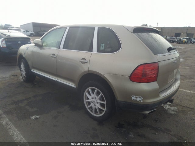 2004 PORSCHE CAYENNE WP1AB29P34LA68662 Photo 2