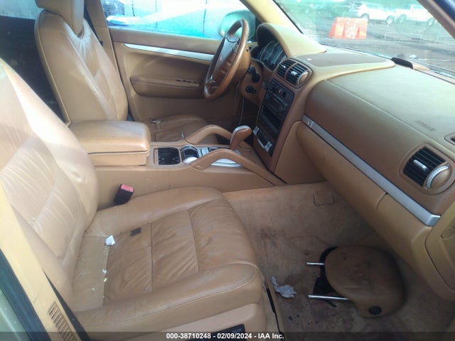 2004 PORSCHE CAYENNE WP1AB29P34LA68662 Photo 4