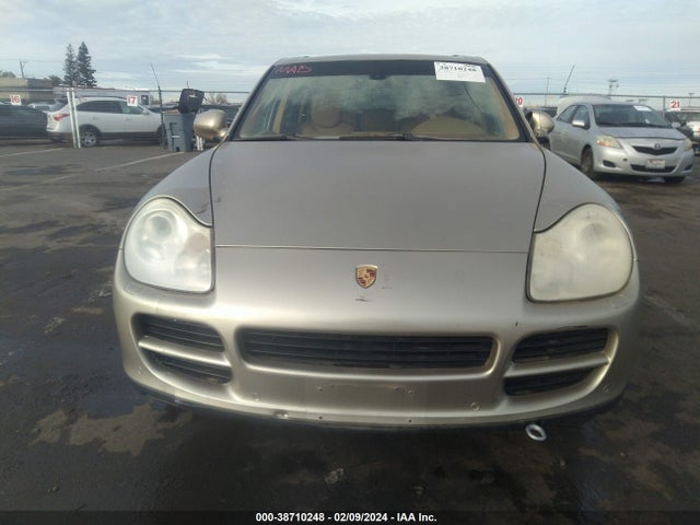 2004 PORSCHE CAYENNE WP1AB29P34LA68662 Photo 5