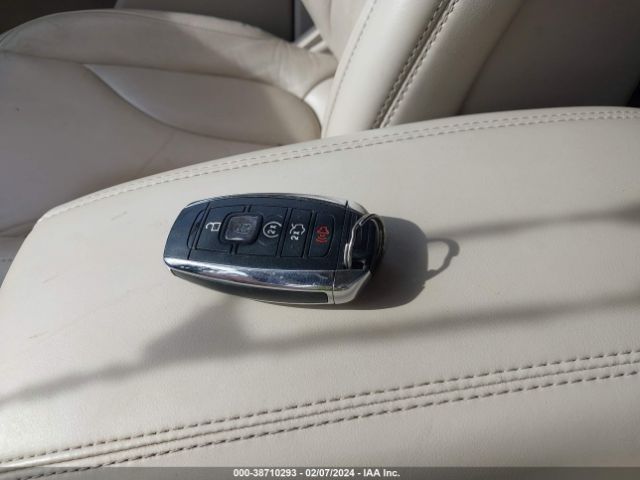 5LMCJ2C90HUL03406 Lincoln MKC SELECT