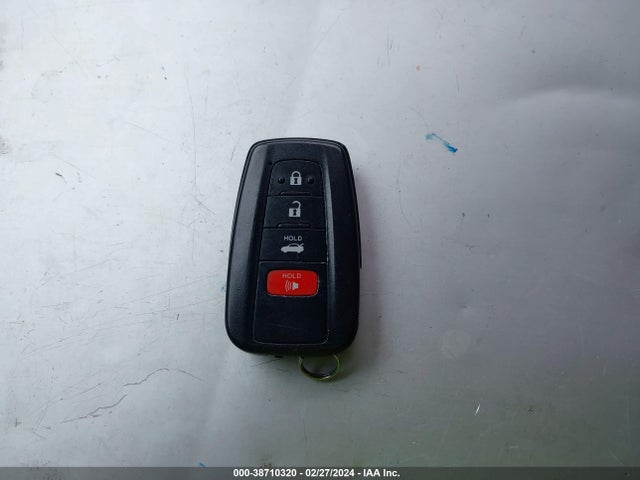 Toyota Corolla Hybrid Le 2021 JTDEAMDE8MJ010906 Image 11
