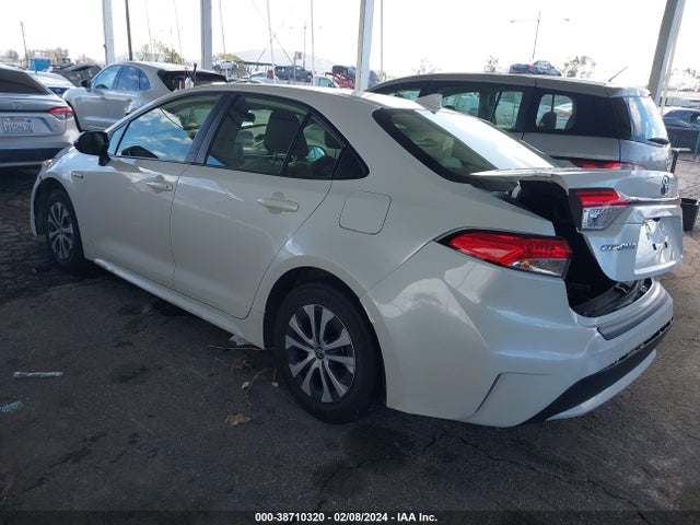 Toyota Corolla Hybrid Le 2021 JTDEAMDE8MJ010906 Image 3