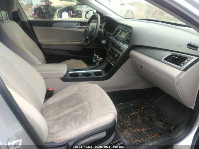 Hyundai Sonata 2017 5NPE24AF0HH520093 Image 5