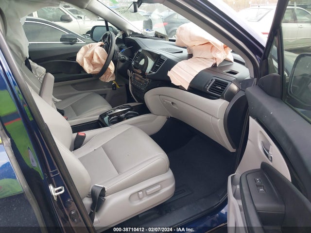 Honda Pilot Touring 2019 5FNYF5H91KB030680 Image 5