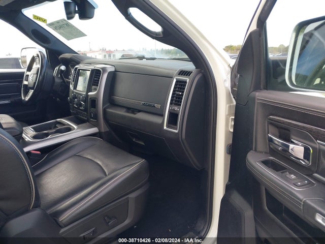 RAM 2500 Limited  4x4 6'4 Box 2018 3C6UR5GL3JG290050 Image 5