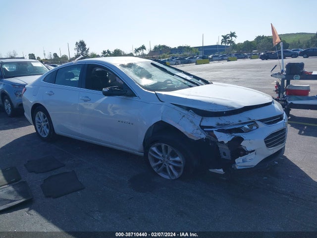 2018 1G1ZD5STXJF233701 main image