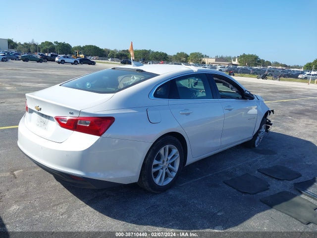 Chevrolet MALIBU LT 2018 1G1ZD5STXJF233701 Image 4