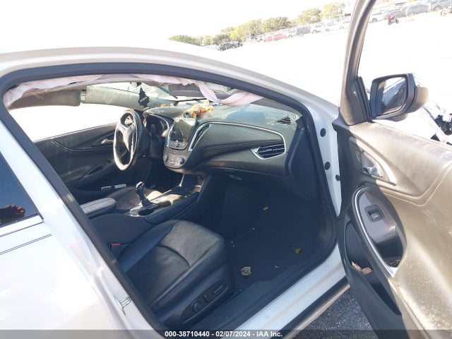 Chevrolet MALIBU LT 2018 1G1ZD5STXJF233701 Image 5