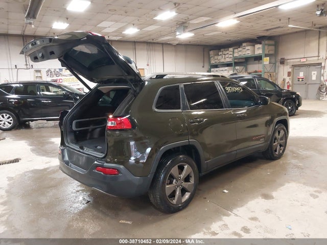 1C4PJMCB5HW543417 Jeep Cherokee 75th Anniversary Edition 4x4