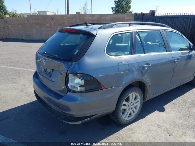 3VWPL7AJXEM626629 Volkswagen Jetta Sportwagen 2.0l Tdi