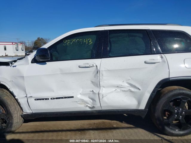 1C4RJFAG2JC502057 Jeep Grand Cherokee Upland 4x4