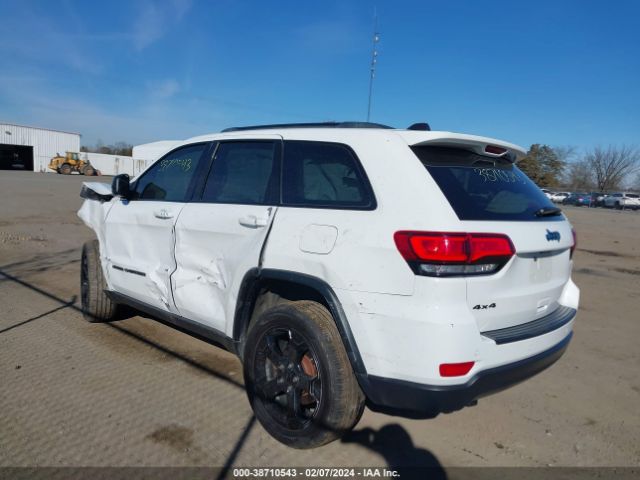 1C4RJFAG2JC502057 Jeep Grand Cherokee Upland 4x4