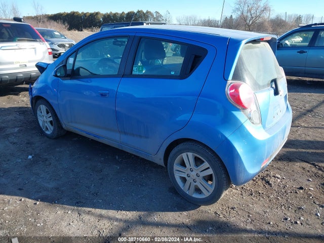 Chevrolet Spark 1lt Cvt 2015 KL8CD6S95FC763857 Image 3