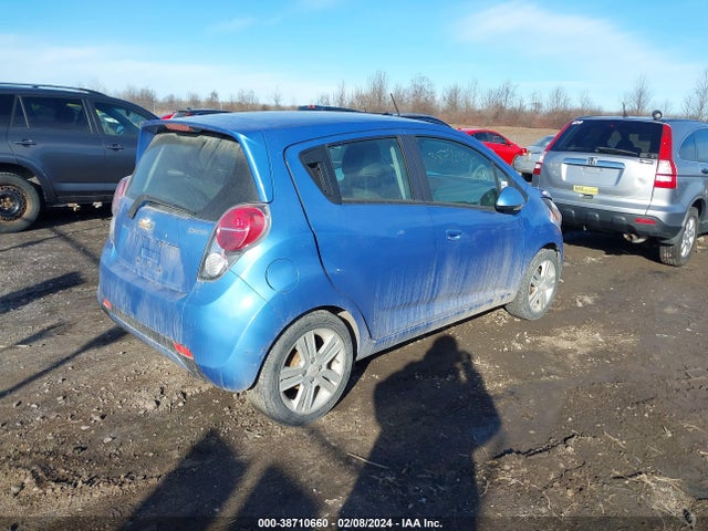 Chevrolet Spark 1lt Cvt 2015 KL8CD6S95FC763857 Image 4