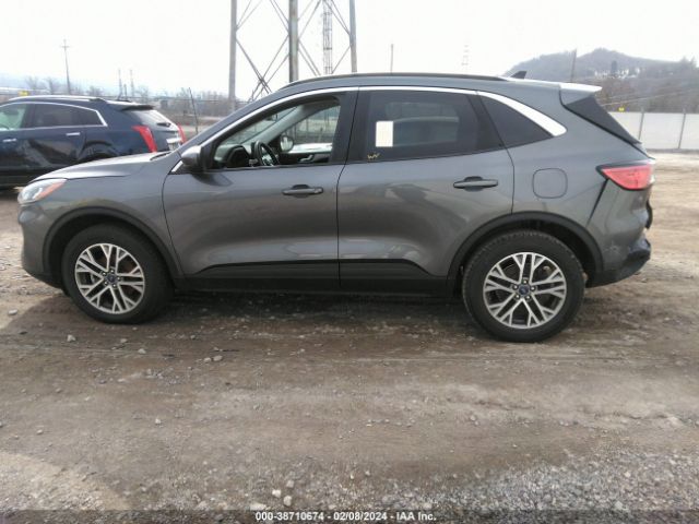 1FMCU9CZ4MUA90537 Ford Escape Sel Hybrid