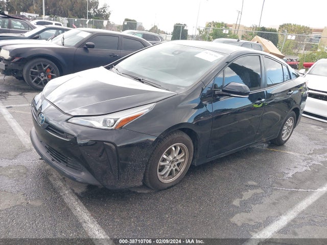 Toyota Prius Le 2020 JTDKARFU9L3113226 Image 2