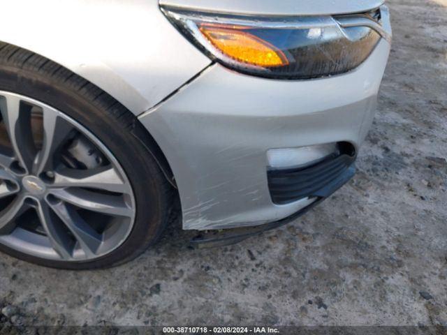 1G1ZD5ST9MF016239 Chevrolet Malibu Fwd Lt