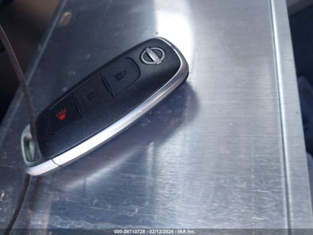 5N1BT3AA5PC880867 Nissan Rogue S Fwd