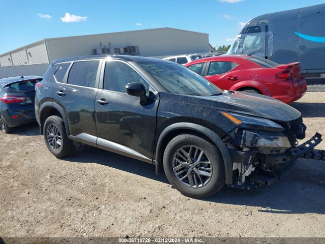5N1BT3AA5PC880867 Nissan Rogue S Fwd