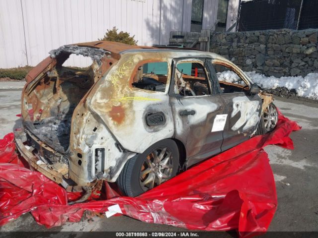 2020 VOLVO XC60 YV4102RK1L1498404 Photo 3