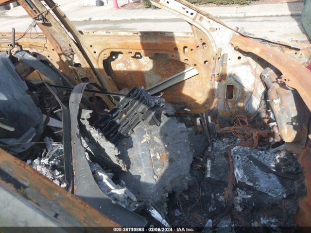 2020 VOLVO XC60 YV4102RK1L1498404 Photo 4