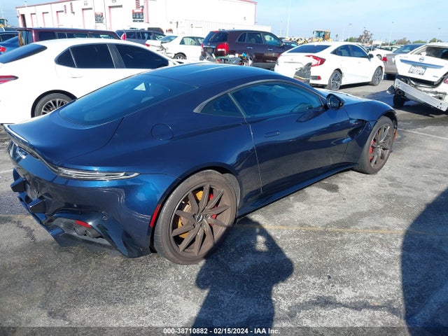SCFSMGAW8LGN04334 Aston Martin Vantage