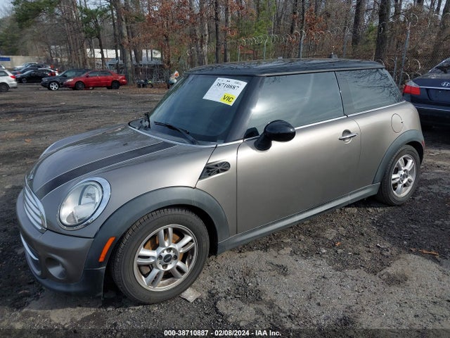 2013 MINI HARDTOP WMWSU3C57DT682205 Photo 1